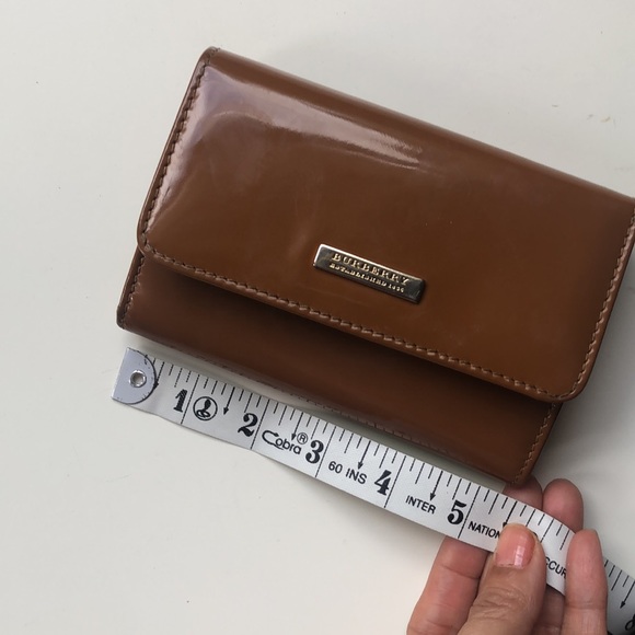 Burberry leather wallet - Picture 8 of 9